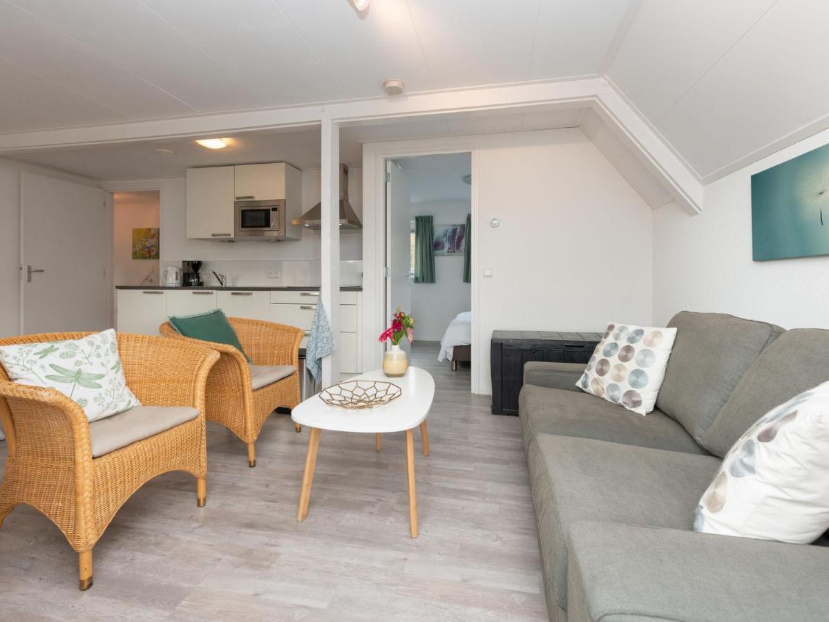 Quaint Apartment In Schoorl Near Tennis Court Eksteriør bilde
