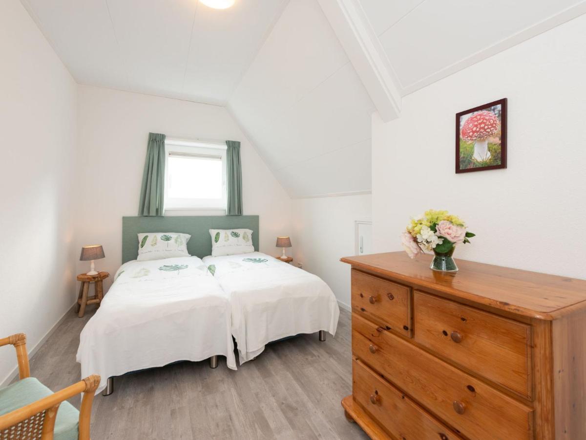 Quaint Apartment In Schoorl Near Tennis Court Eksteriør bilde